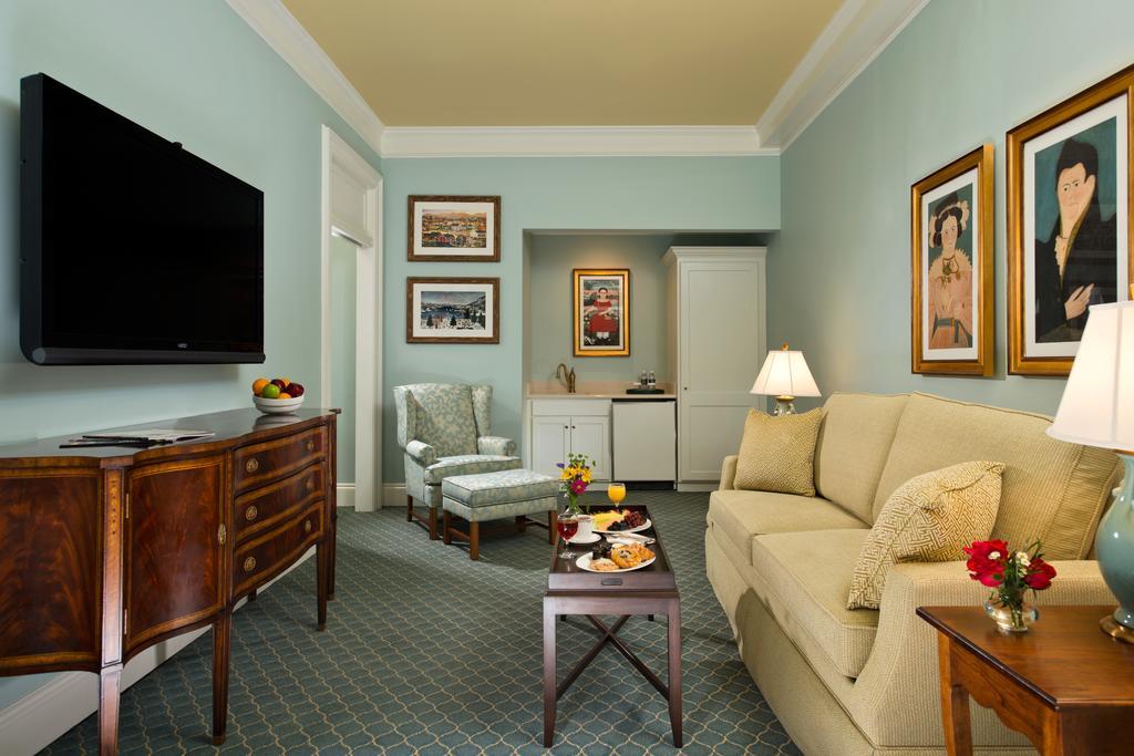 The Otesaga Resort Hotel Cooperstown Esterno foto